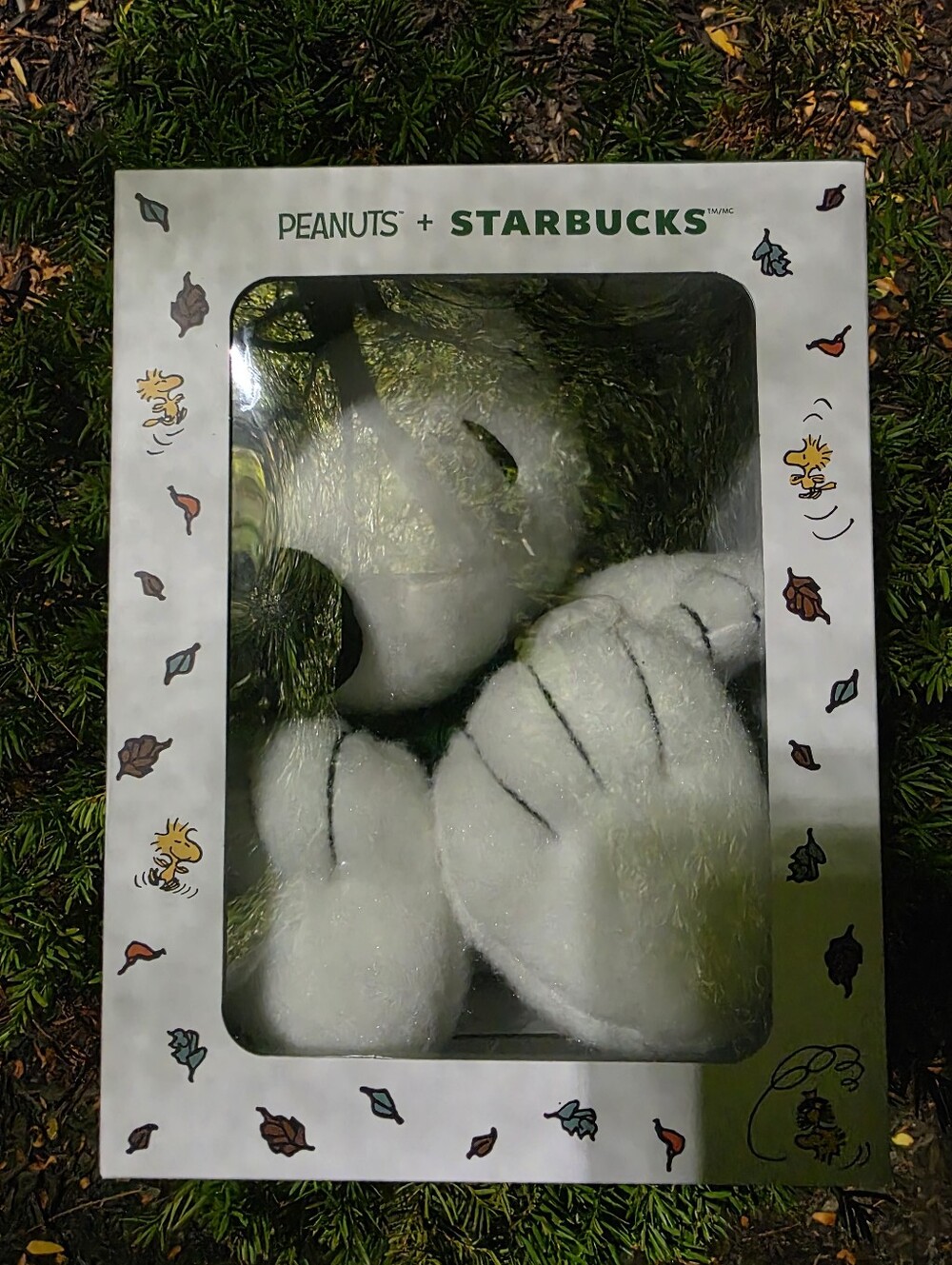 Starbucks x Peanuts Plush Snoopy - White